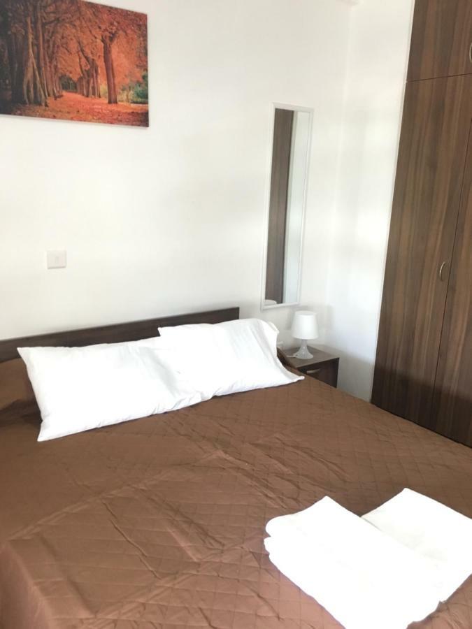 Larnaca Beach Apartment 44 Extérieur photo