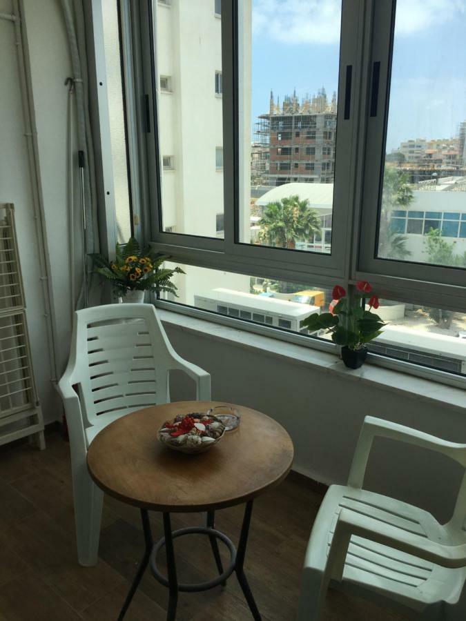 Larnaca Beach Apartment 44 Extérieur photo